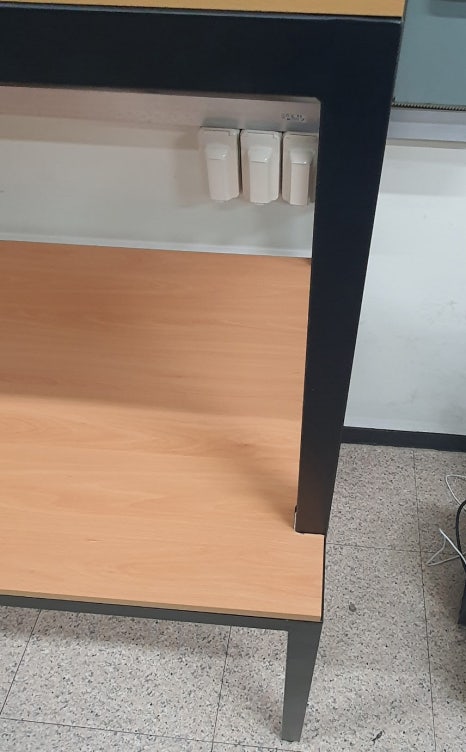 연구실 철재 작업대