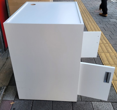 슬라이드식 컴퓨터 보관장