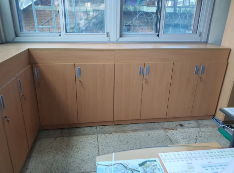 맞춤제작 창틀 붙박이 비품 보관장