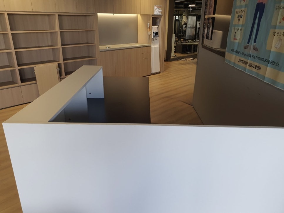 인포메이션 상담데스크 카운터