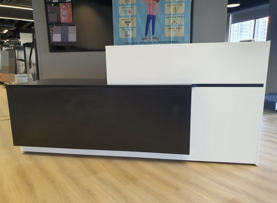 인포메이션 상담데스크 카운터