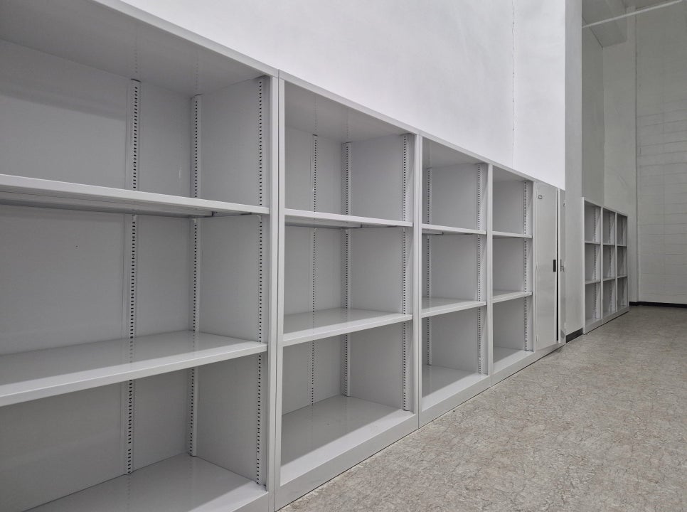 차량정비소 차량 공구 수납장 부품 보관장