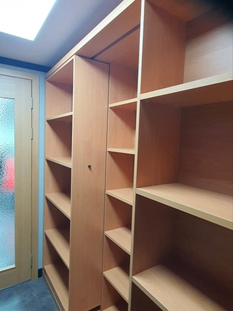 이동식 슬라이딩 서가 붙박이