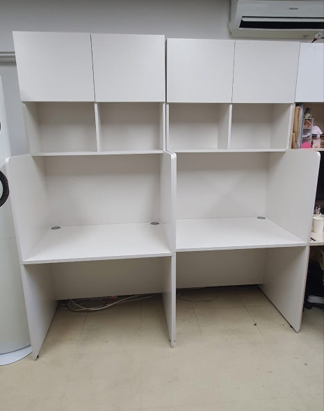 일체형 공간활용 상부 오픈 수납장 & 집중력 극대화 책상