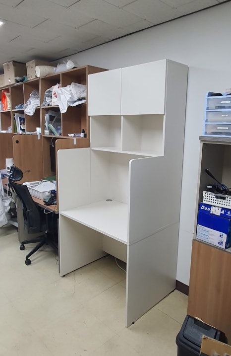 일체형 공간활용 상부 오픈 수납장 & 집중력 극대화 책상