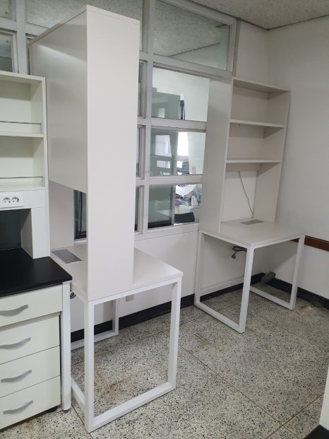 연구실 전용 공간활용 시스템 하부 철제프레임 일체형책상